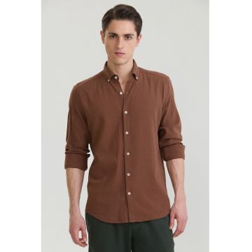 Camasa din amestec de in cu guler Oxford - Maro scortisoara
