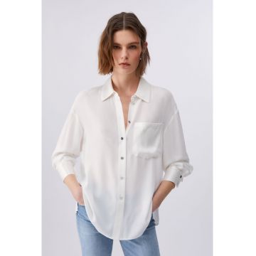 Camasa lejera cu buzunar pe piept - Alb