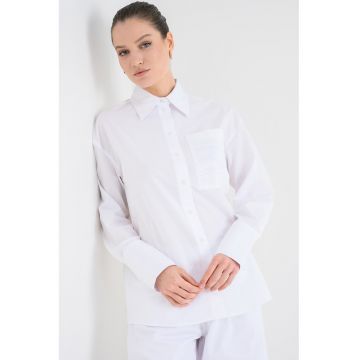 Camasa lejera din bumbac organic cu buzunar aplicat Autograph - Alb