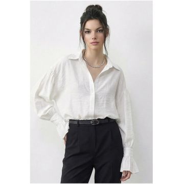 Camasa dama  supradimensionata alb - maneca lunga - volane - 70% poliester - 30% bumbac