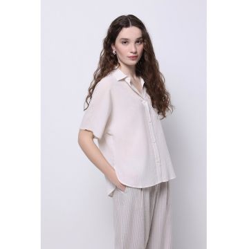 Camasa lejera cu guler ascutit - Bej