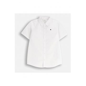 Camasa cu maneca scurta si broderie discreta