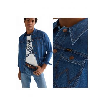 Camasa Barbati -  Wrange Shirt - L INTL - Albastru - Bumbac - Design Clasic Casual - Ideal Pentru Uz Zilnic - Material Premium Confortabil - Aspect Denim Modern - Croiala Regular Fit