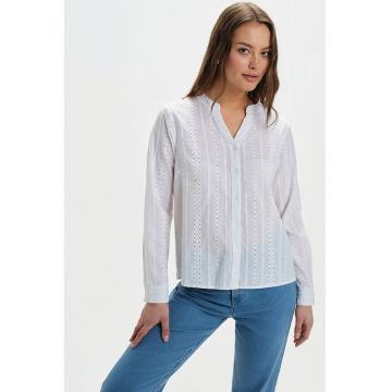 Camasa-tunica cu model cu broderie si perforatii - Alb