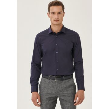Camasa slim fit cu guler ascutit